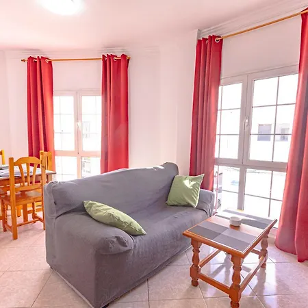 Junto La Playa Appartement *