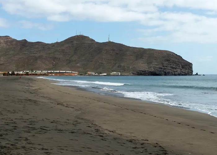 Junto La Playa Gran Tarajal