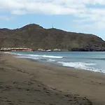 Junto La Playa Gran Tarajal