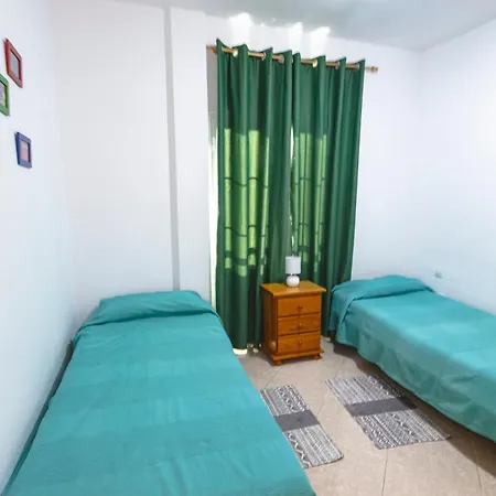 Junto La Playa アパート *