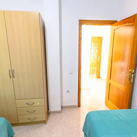 Junto La Playa * グラン・タラハル